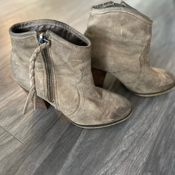 Aldo Western Style Booties - Size 36 - Picture 2 of 7